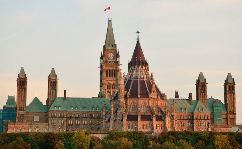 周六國會召開緊急會議  杜魯多稱第一波疫情望在夏天結束