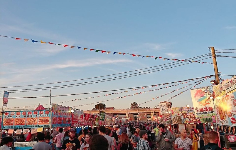 列治文夜市延期開放