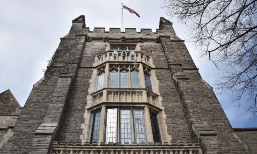 McMaster大學張貼香港警隊招聘廣告 學生組織投訴後刪除