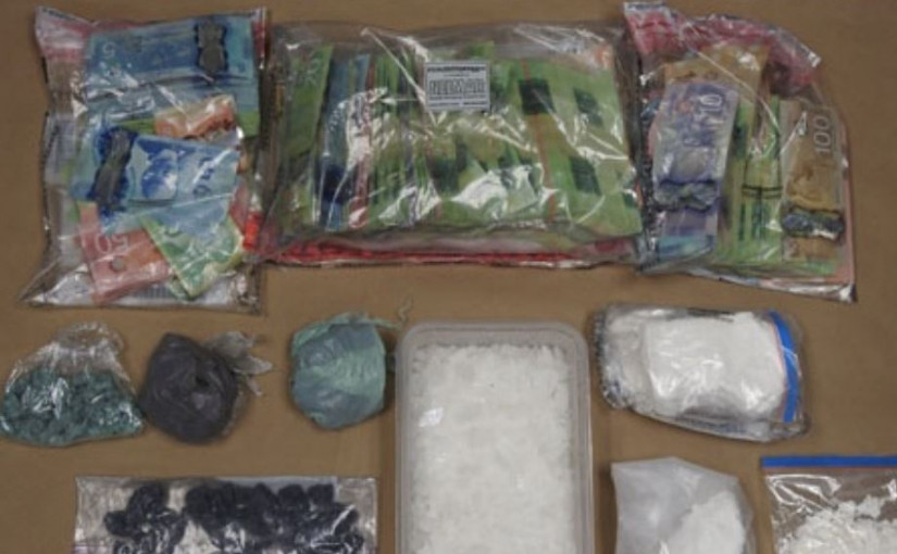 警方搜獲槍支與15萬元毒品 拘捕3男1女