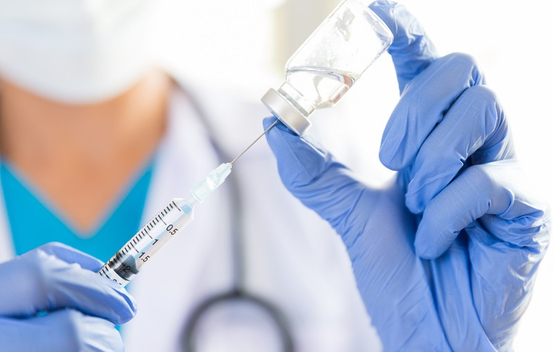 民調指逾七成加人支持強制性接種新冠狀病毒疫苗