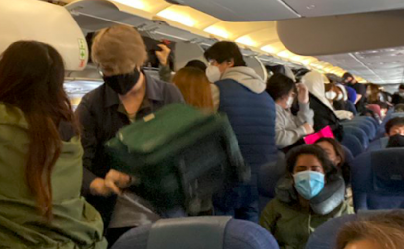 乘客批評加航在機艙內未有執行社交距離措施