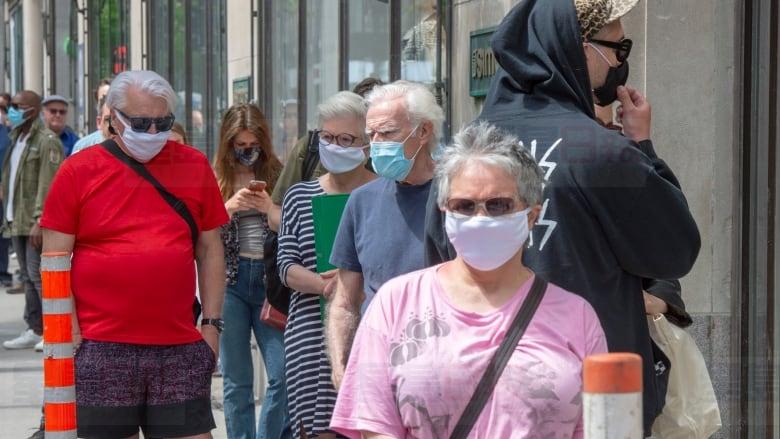 加拿大單日染疫死亡人數重返三位數