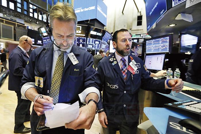 加拿大主要股指在5月首個交易日走低