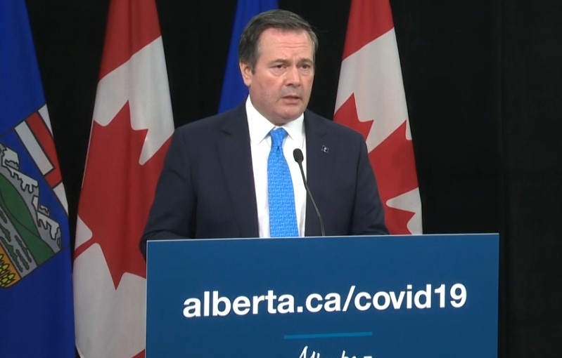 亞省超過6,000宗確診病例