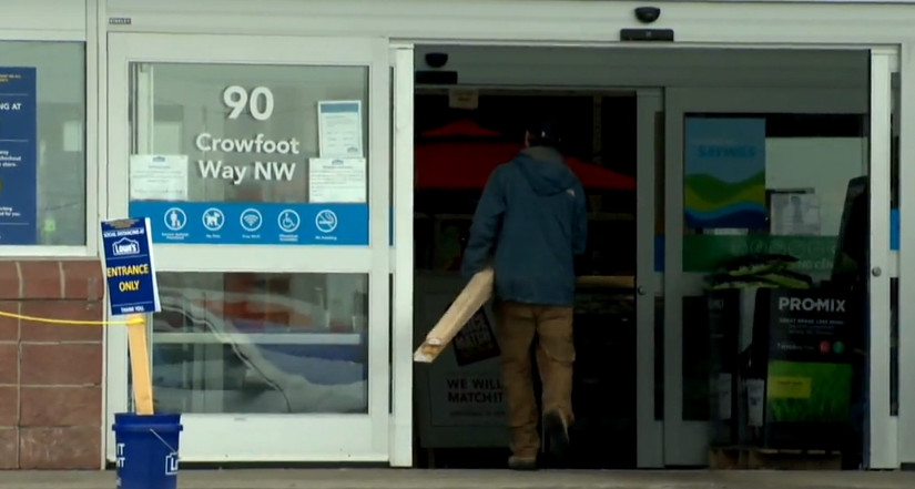 疫情期間 亞省零售商考慮設不退貨規定