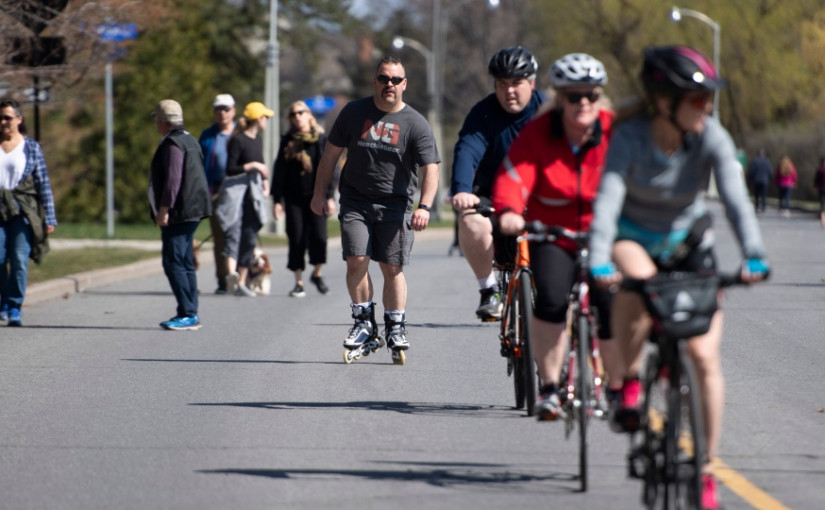 科技公司數據顯示 加國民眾或外活動愈來愈頻繁