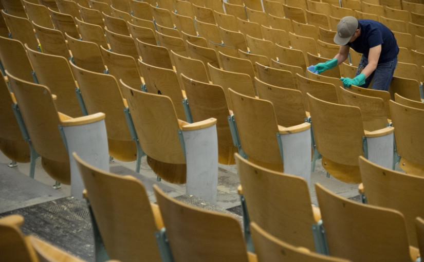 卑詩周一復課 返校學生人數仍未知