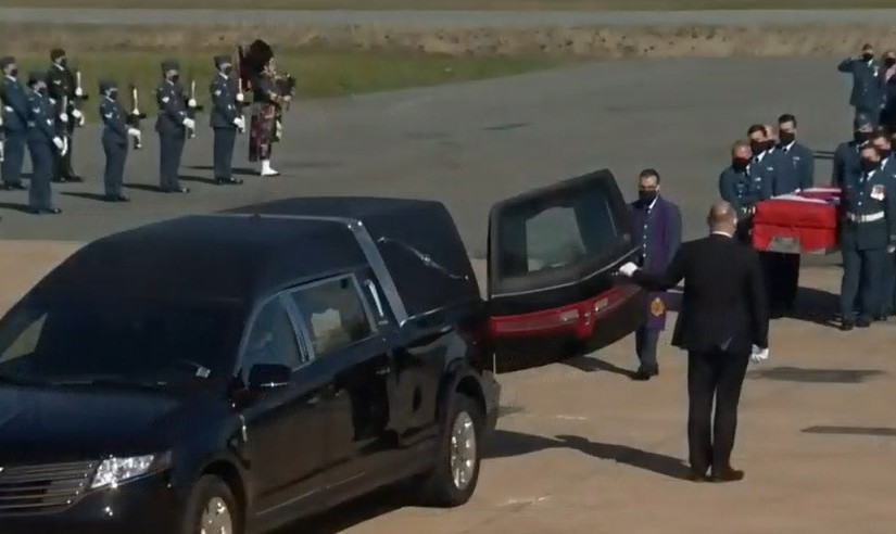 雪鳥隊殉職女上尉魂歸故里哈里法斯