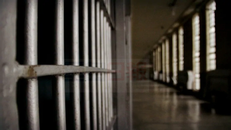 賣淫集團被定罪兩男子獲保釋 女受害人不滿