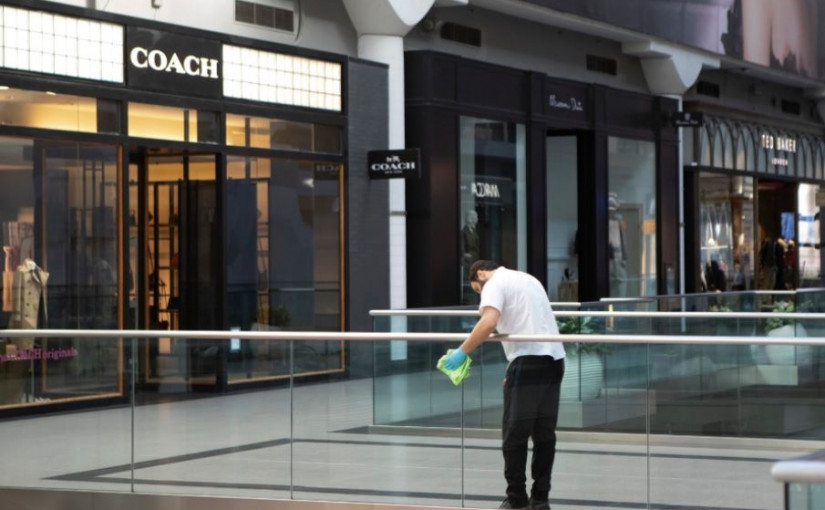 伊頓中心商店員工感染新冠肺炎