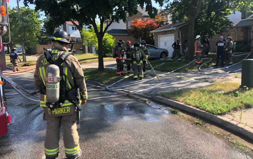 北約克獨立屋發生2級火 無受傷報告