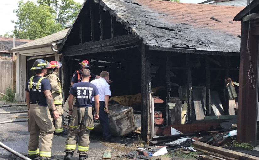 多倫多3小時內3場火 消防忙個不停