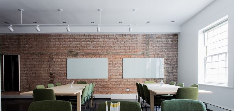 卑詩省長賀謹表示 會彈性處理9月復課安排