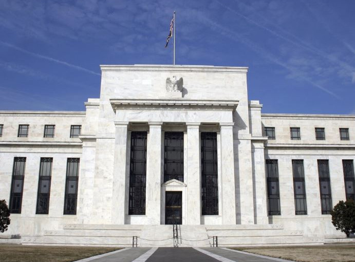 聯儲維持利率不變 重申經濟能否復甦看疫情發展