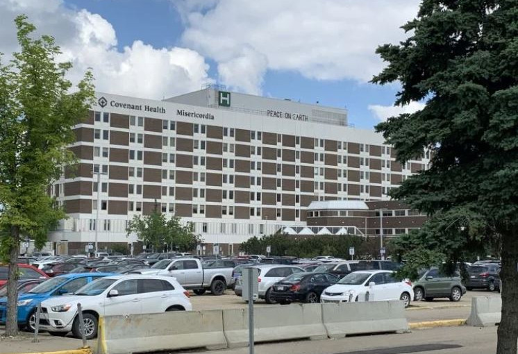 亞省愛民頓一間醫院爆發新冠肺炎