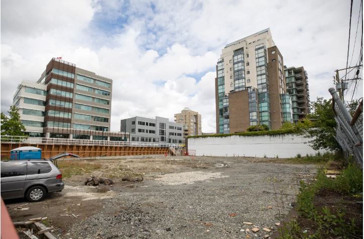 溫哥華百老匯西街興建28層出租柏文 市議會周四舉行公聽會