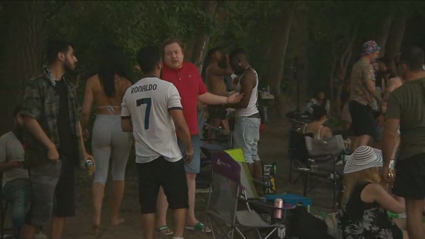 多倫多市加強執法 打擊湖灘晚間派對