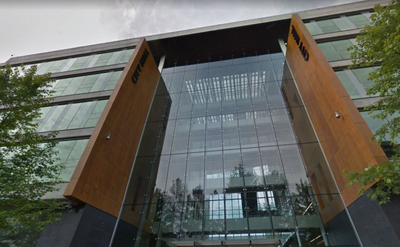 素里任命首個操守專員