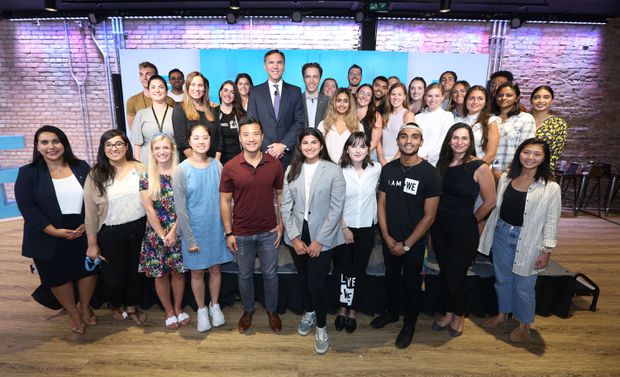 財長莫奈家庭旅費曾由WE支付   莫奈：無心之過  已償還