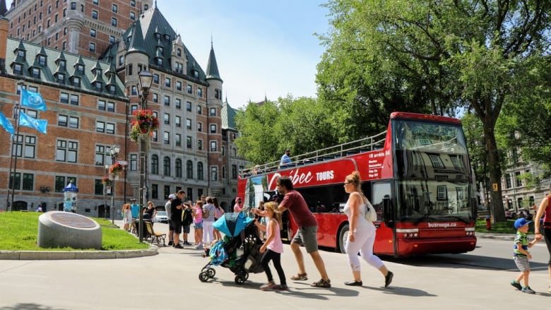 加拿大周六新增新冠確診287人 死亡6人