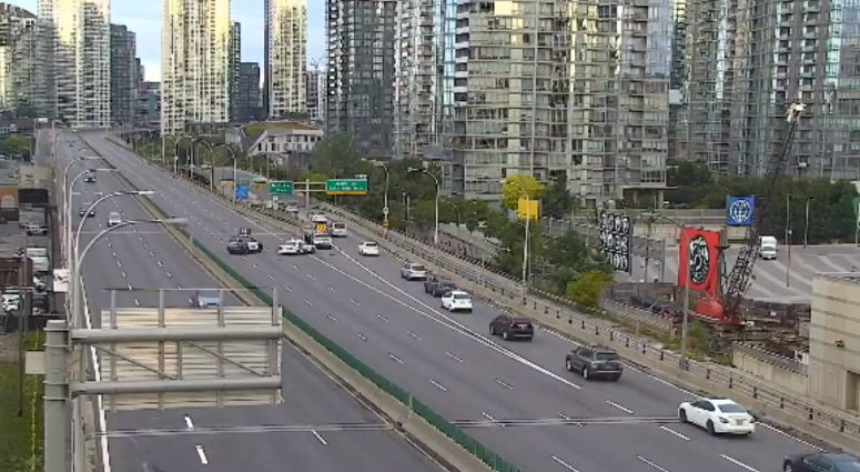 多倫多嘉甸拿快速路清晨發生槍案