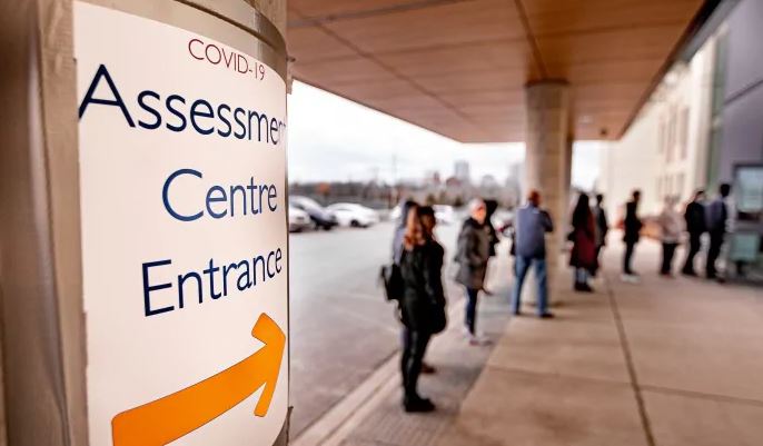 安省新染疫回落至335人 死亡增3宗