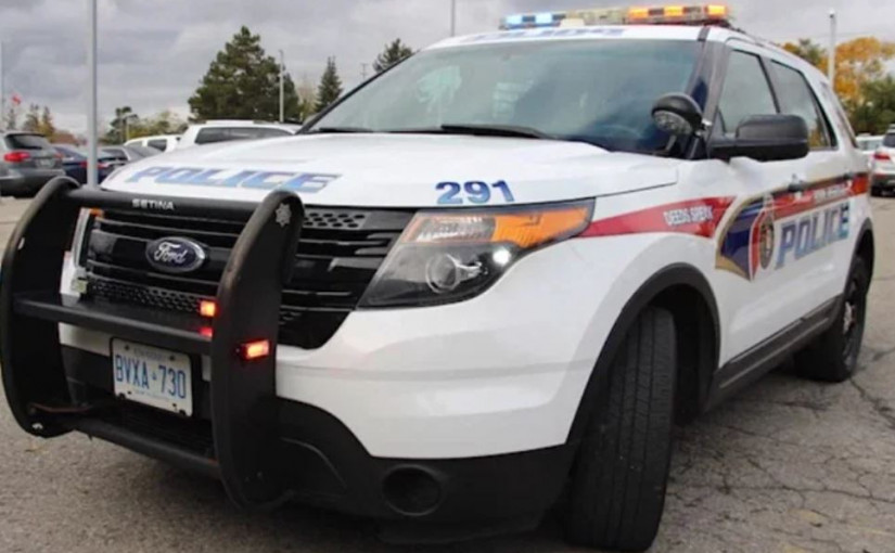 萬錦市房車與泥頭車相撞 房車司機當場死亡