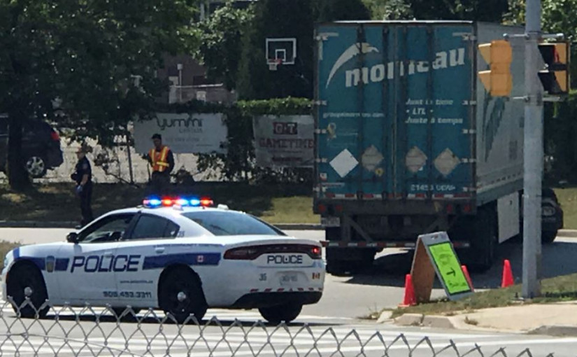 密市騎單車少年遭貨櫃車撞死