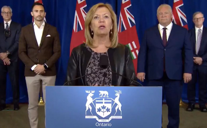 憂疫情發展 重開經濟步伐暫停4周