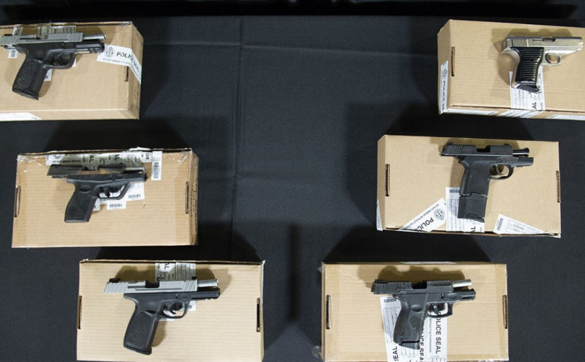 多倫多幫派11人被捕 警提95項指控