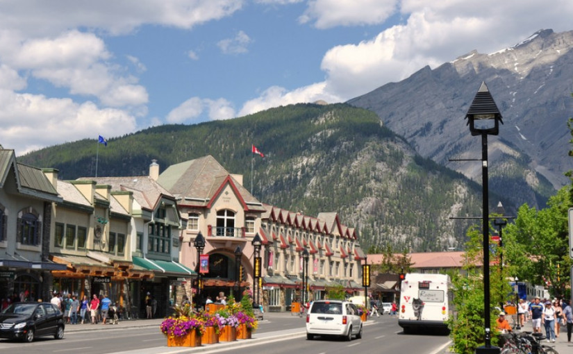 亞省班芙遊客數量受疫情影響嚴重