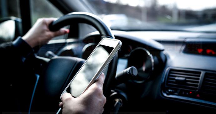 ICBC聯同卑詩警方呼籲司機切勿分心駕駛 警方9月加大執法力度