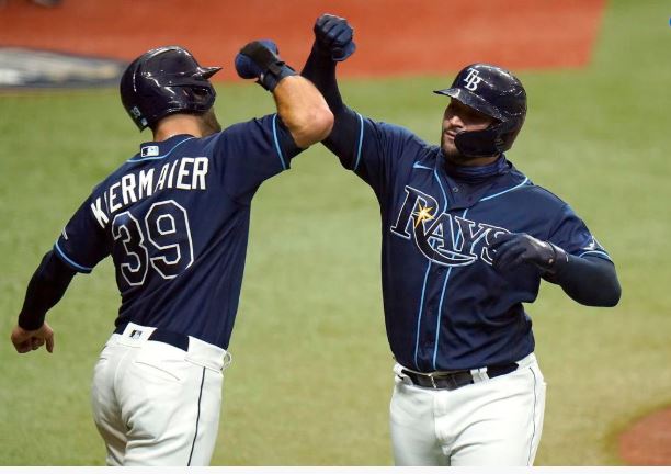 藍鳥隊連輸兩場 未能打入下一輪季後賽