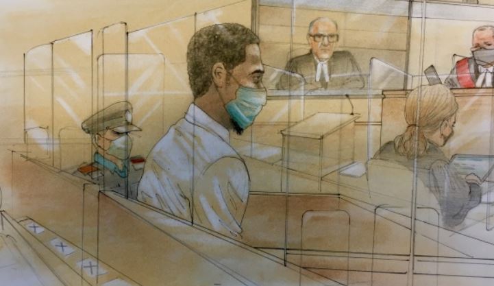 士嘉堡Alton Towers公園槍傷2女童案 24歲槍手判監13年