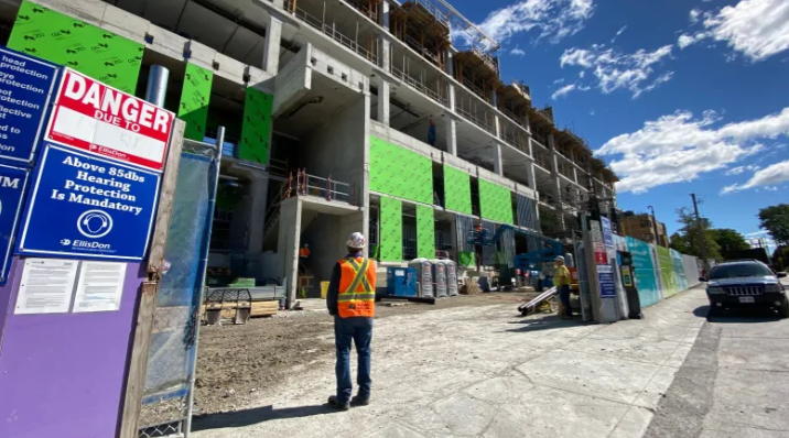 醫院建築工地出現種族歧視塗鴉 該工地曾先後發現四個絞索