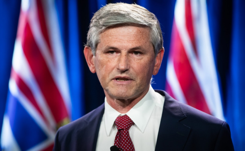 韋勤信承諾投資10億元 為低收入家庭提供10元日托