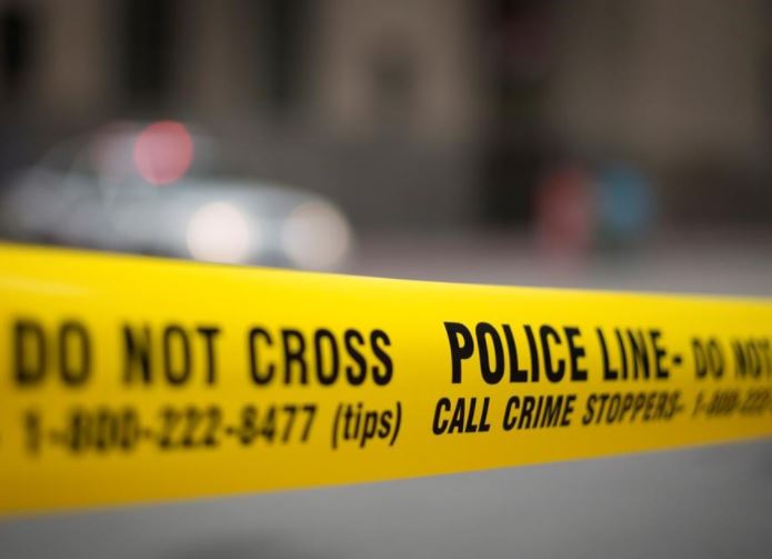 16歲男童深夜駕車失控撞入民居 試圖逃走最終被捕