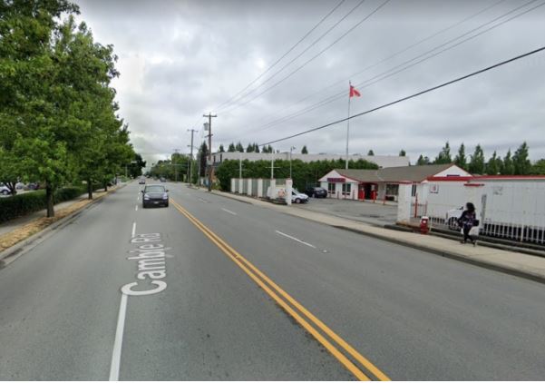 列治文有行人被汽車撞倒 有生命危險