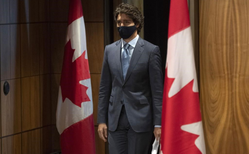 杜魯多促請國民在室內任何時候都要戴口罩