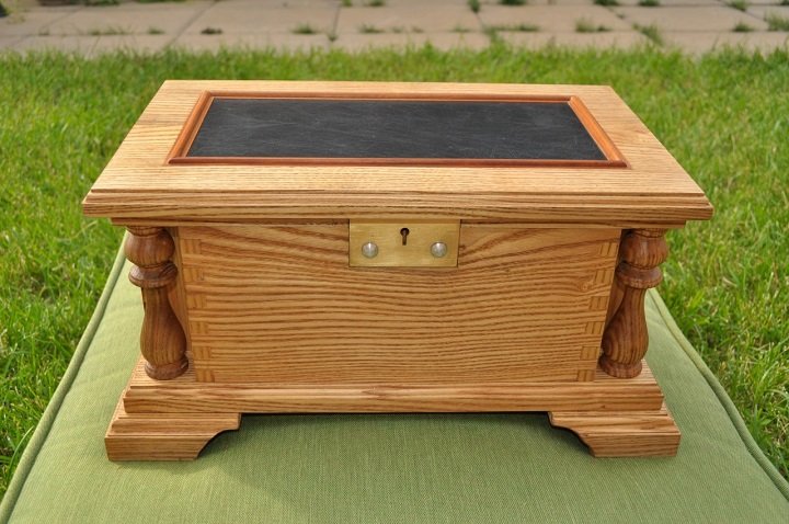 卡城Hawkwood社區有房屋被爆竊 屋主已故丈夫的骨灰被盜