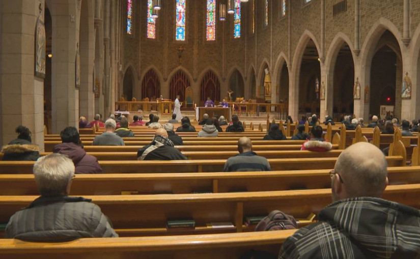 卑詩省長感謝宗教領袖 鼓勵網上聚會