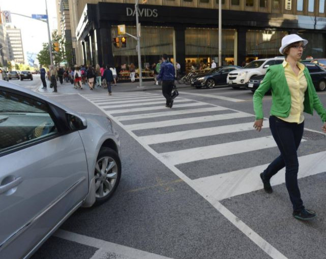 多市擬推紅燈禁右轉措施 建議15路口作試點