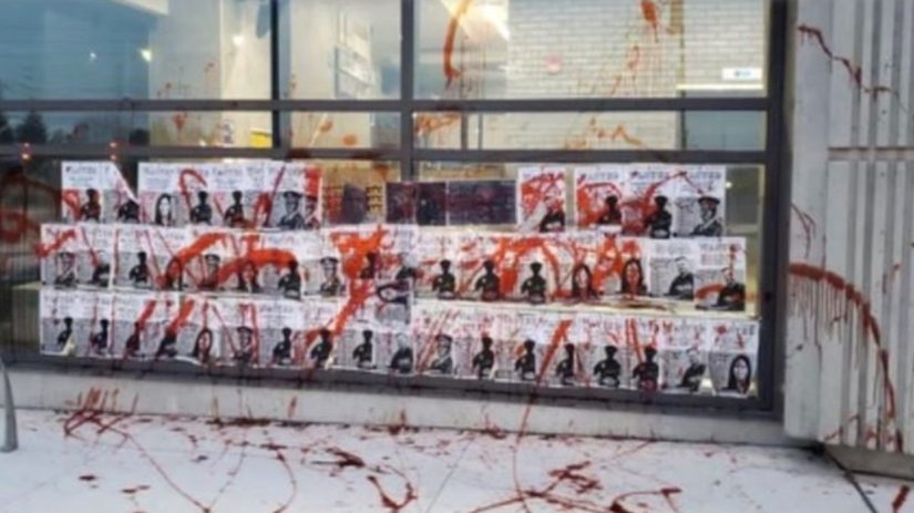 密市警局在反對警察暴力抗議中被嚴重損壞