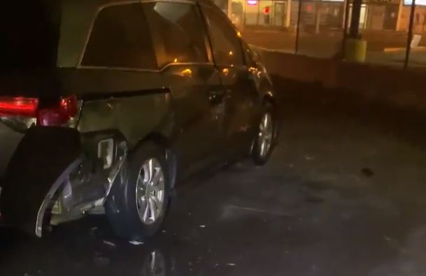 士嘉堡警員查車被撞 開槍擊中1人 SIU介入調查