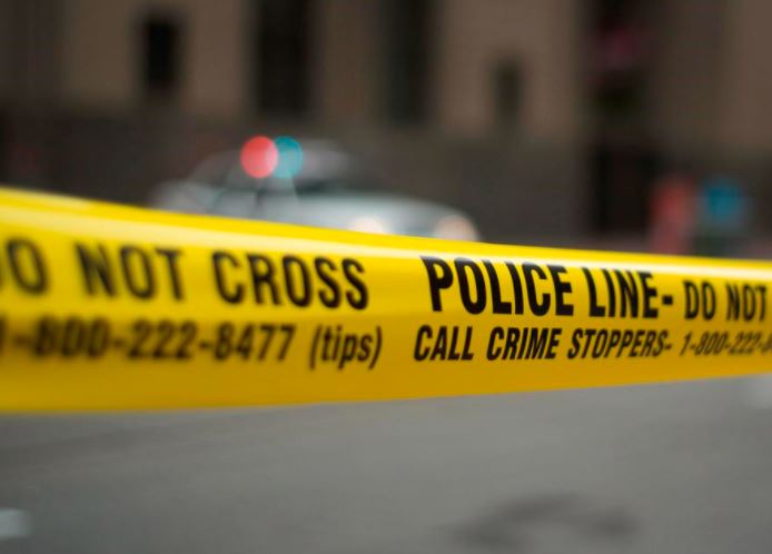 商店遭打破廚窗後縱火