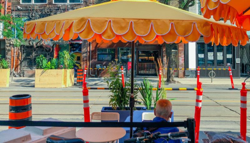 多倫多食肆料5月份可重新提供露台餐飲服務