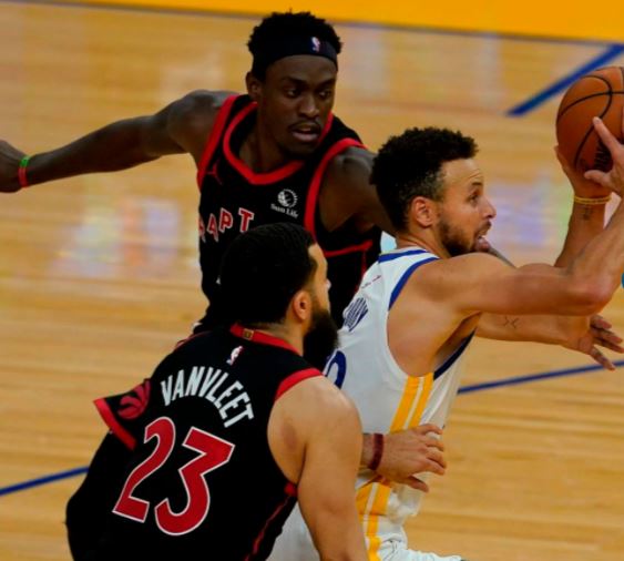 猛龍隊以105：106不敵勇士隊