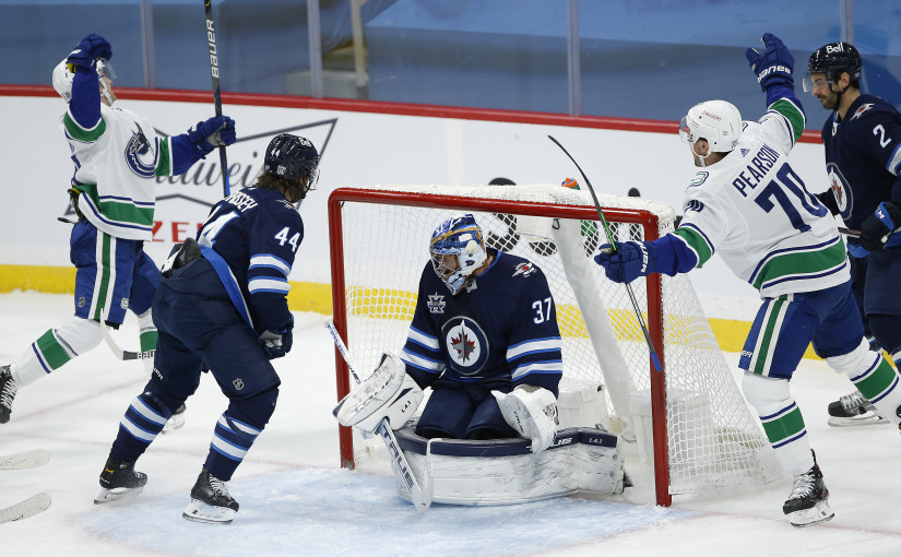 NHL溫哥華加人隊客場4:1大勝溫尼辟噴射機隊