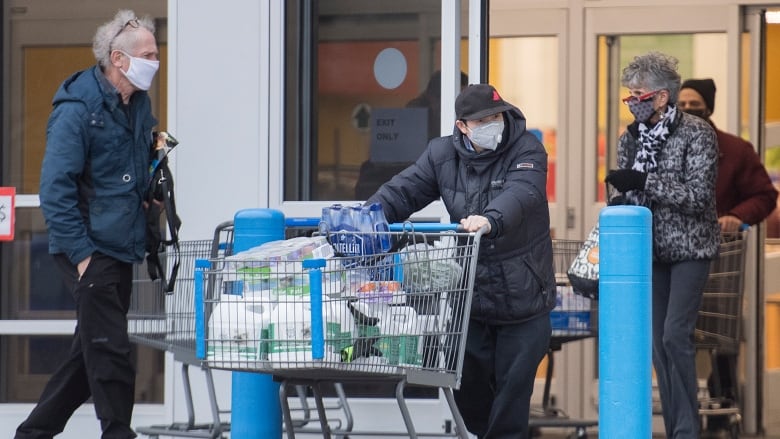 加拿大10個省區新增新冠病例8,343人 又有210人死亡